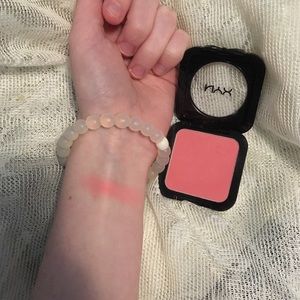 nyx blush hamptons